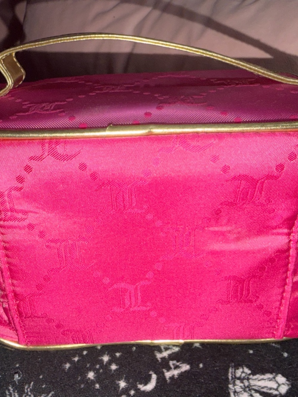 Juicy Couture Hot Pink Cosmetic Case with Gold Trim - Picture 2 of 3